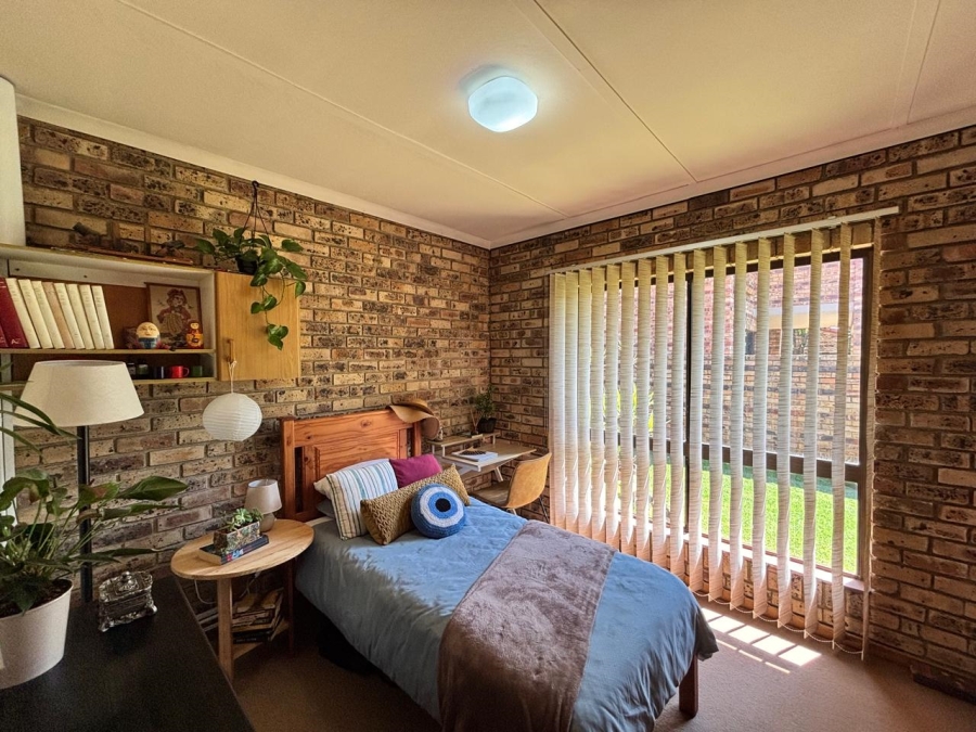 5 Bedroom Property for Sale in Heilige Akker North West